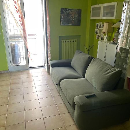 La Finestra Sul Mare Apartment Джовинацо Екстериор снимка